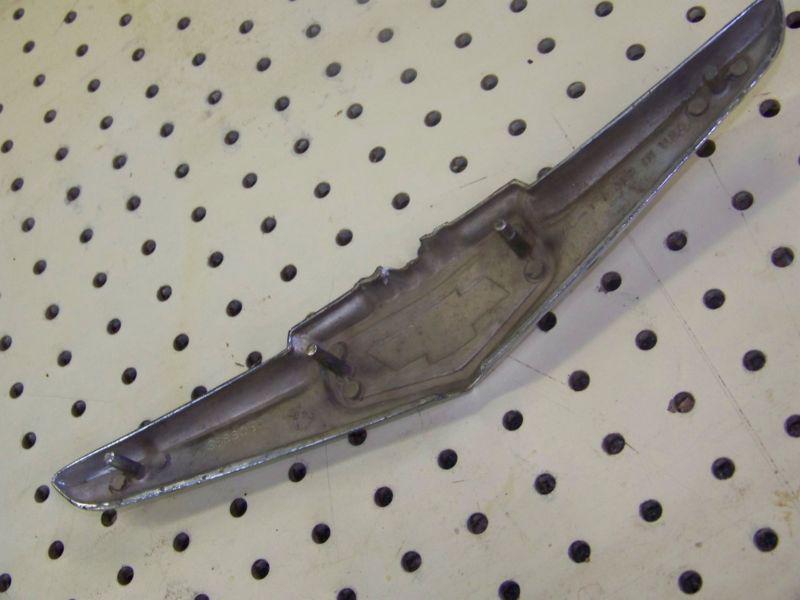 1949 Chevy hood emblem, US $21.99, image 2