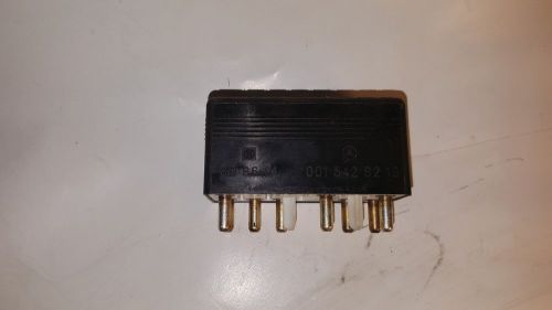 1992-1999 mercedes w124 w129 w140 auxiliary fan control relay 001 542 82 19