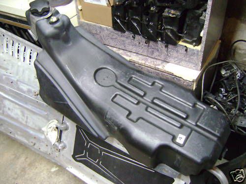 Skidoo mxz rev gaz tank 600ho 800ho 05 513033080 nathansport