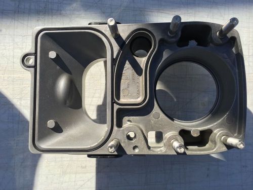 New volvo penta dps sx stern drive oem gimbal housing 21176080, 3840850 lot 53