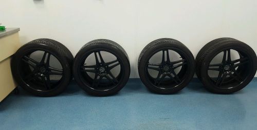 ***vredestein ultrac sessanta 305/35 zr22 110y wheels and tires for srt jeep***