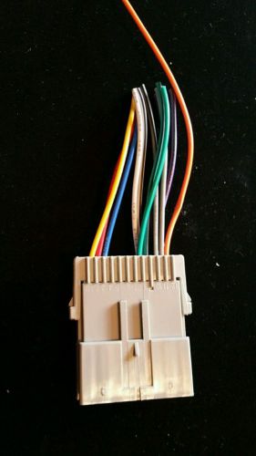Chevrolet radio wiring harness ( gm05b) tracker prism metro venture