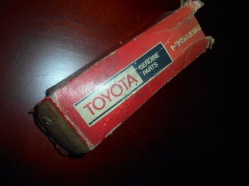 Toyota corona 1974-82 new nos original valve rocker arm sub assembly 13811-38010