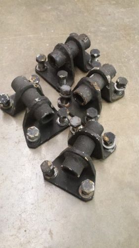 Hmmwv hub airlift shackle set of 4 with hardware