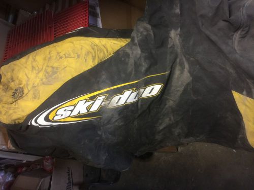 Cover for mid 2000's mxz 800