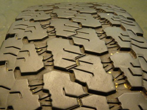 One used goodyear wrangler silentarmor pro grade, 245/70/17 , tire o 32751 ub