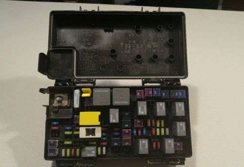 2011 jeep wrangler engine fuse box &amp; relay tipm totally integrated power module