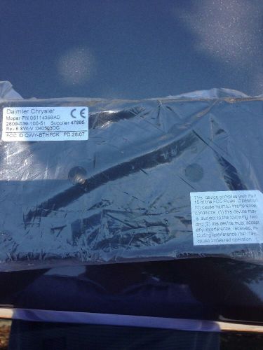 Hands free kit/cellular phone blue tooth 05114359ad mopar module uconnect new