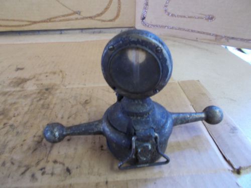 1900&#039;s boyce &#039;midget&#039;motometer radiator cap assembly