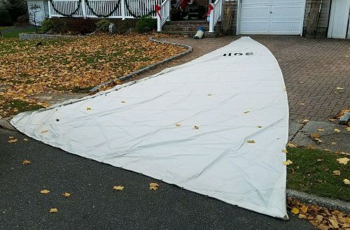 Mainsail 34&#039; luff and 16&#039; 8&#034; foot. nice condition.