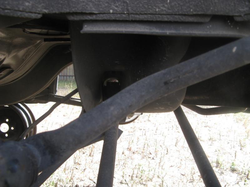 13 chevy impala crossmember k-frame rear back 22828