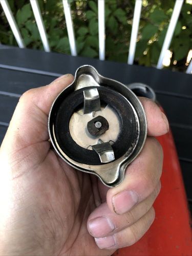 Vintage KIEKHAEFER MERCURY 5 GALLON OUTBOARD GAS TANK CLEAN, C $90.00, image 2