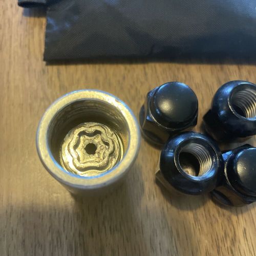 McGard 046155 Wheel Lock Key And Black Lug Nuts With Bag, US $24.99, image 3