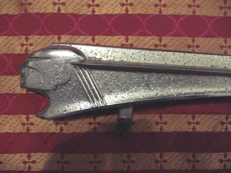1947 pontiac chieftain torpedo chrome hood ornament