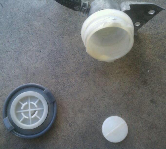 94-up Acura integra Clutch resevoir no leaks!, US $0.99, image 4