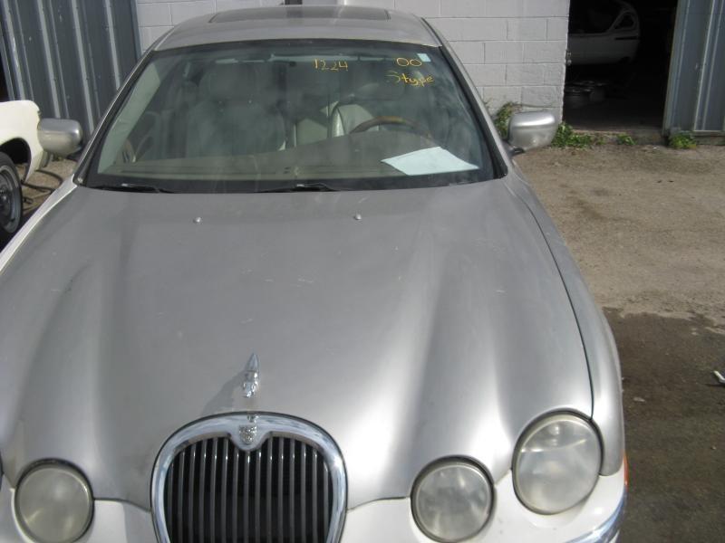 00 01 02 03 jaguar s type l. left driver lh rear stub axle knuckle hub