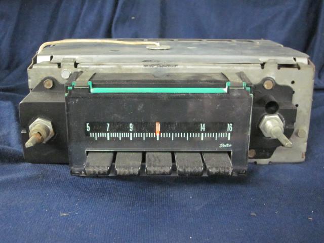 Original  delco am  radio 1969 1970 camaro firebird chevelle  gm #057335