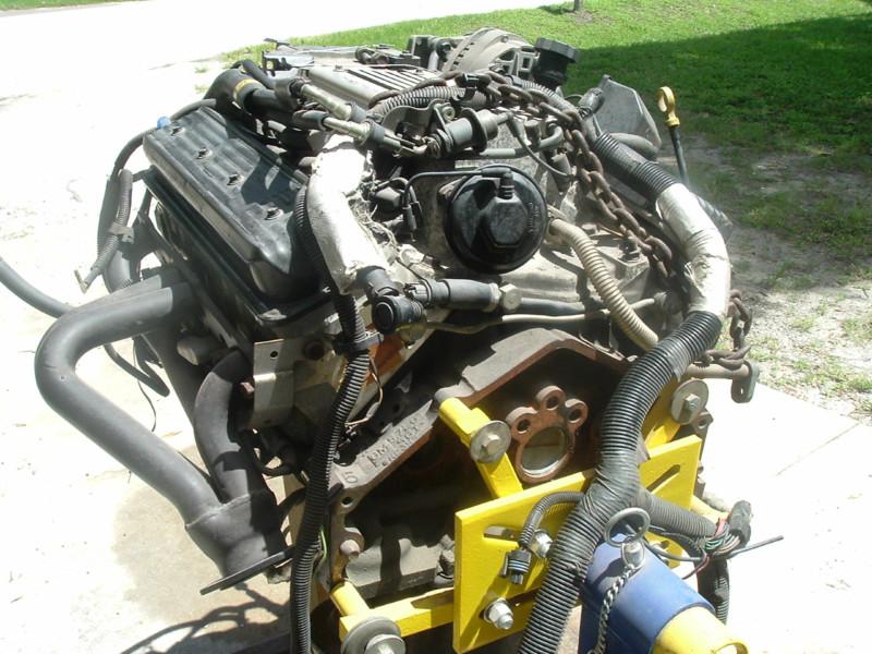 Find 1995 LT1 GM Z28 350 small block engine in Pinellas Park, Florida