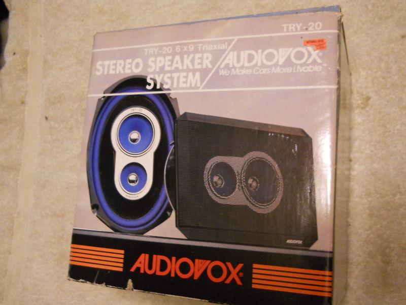 Audiovox try-20 stereo 40 watt speaker system 6" x 9" new & mint in box! 