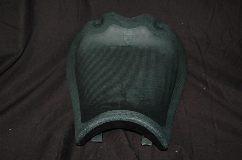 Ducati performance superpole seat, 848 1098 1198 