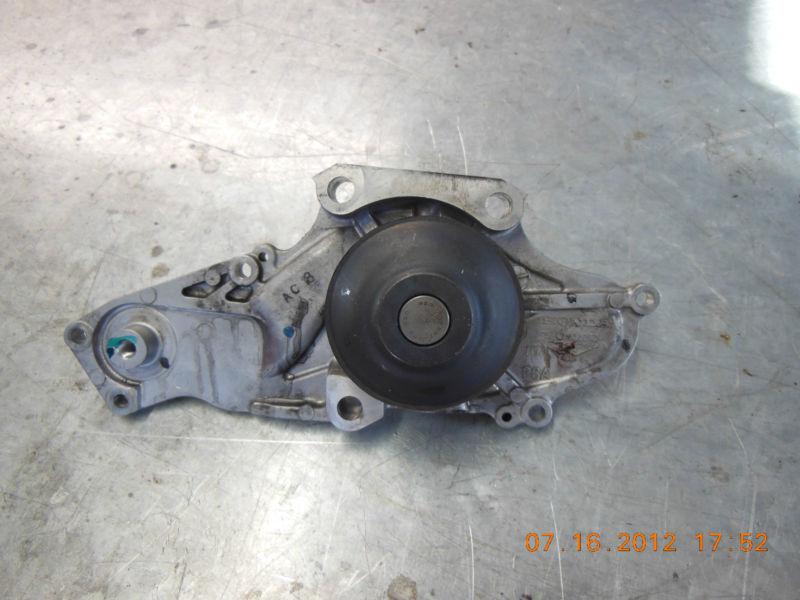 Find 2003 honda Pilot water pump in Van Nuys, California, US, for US 29.00