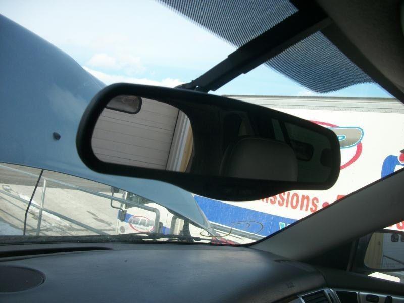 Rear view mirror 04 pacifica interior rear view mirror