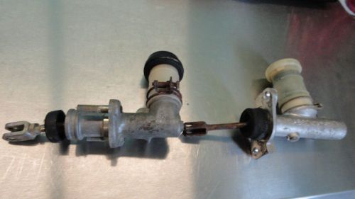 Rebuilders lot used (2) nabco nissan brake master cylinder 5/8" street rod