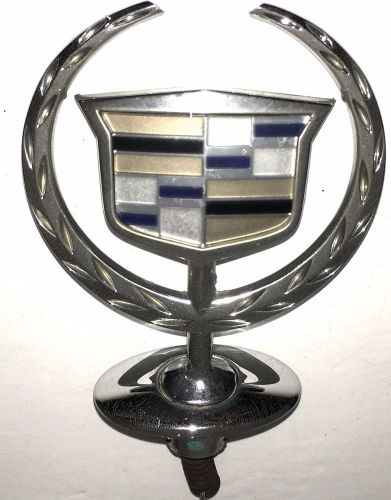 03 04 05 cadillac deville dts dhs--hood ornament emblem badge, chrome
