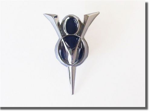 1933 ford passenger front v8 grill emblem