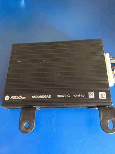 Infinity amplifier radio for chrysler