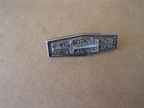 Roof panel emblem 1969 1970 oldsmobile toronado