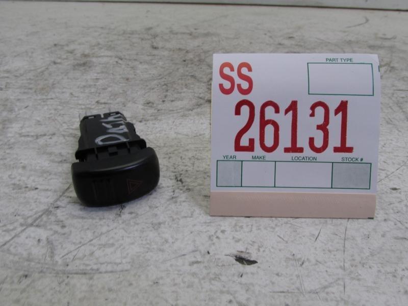 98 99 00 01 02 rodeo 6cyl dash dashboard instrument panel hazard flasher switch