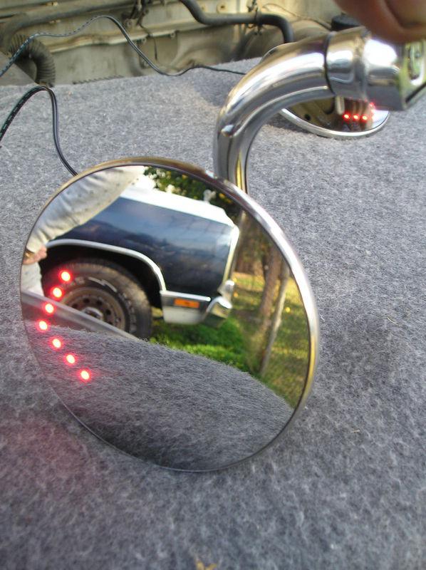 New single ( l.e.d ) classic style door peep mirror !