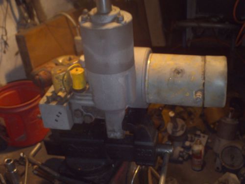E60 meyer plow pump