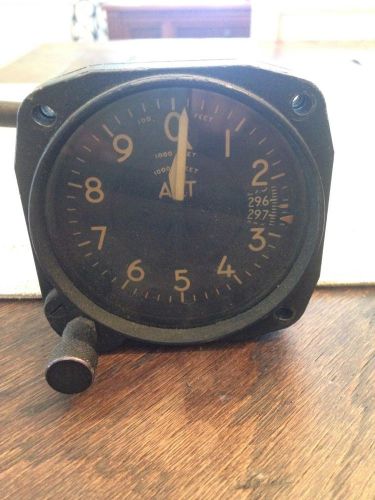 Kollsman aircraft altimeter vintage an 5760l4b