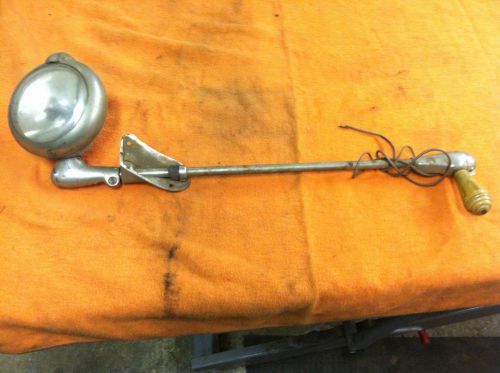 Antigue automobile accessory swivel light