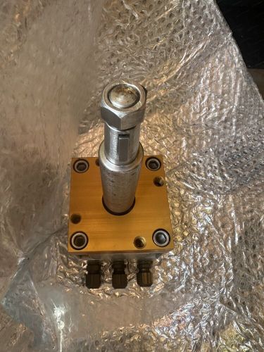 NEW Hynautic SeaStar H-21 2.75 cu in. 1" Straight Shaft Hydraulic Helm Pump, US $550.00, image 2