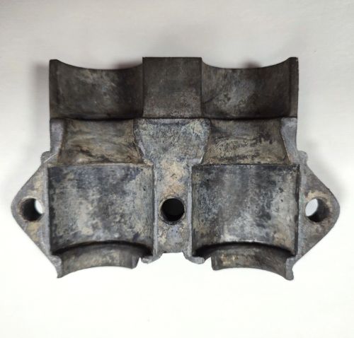 688-44511-00-94 COVER UPPER MOUNT YAMAHA Outboard 60-90 HP 1984-1999, US $12.00, image 2