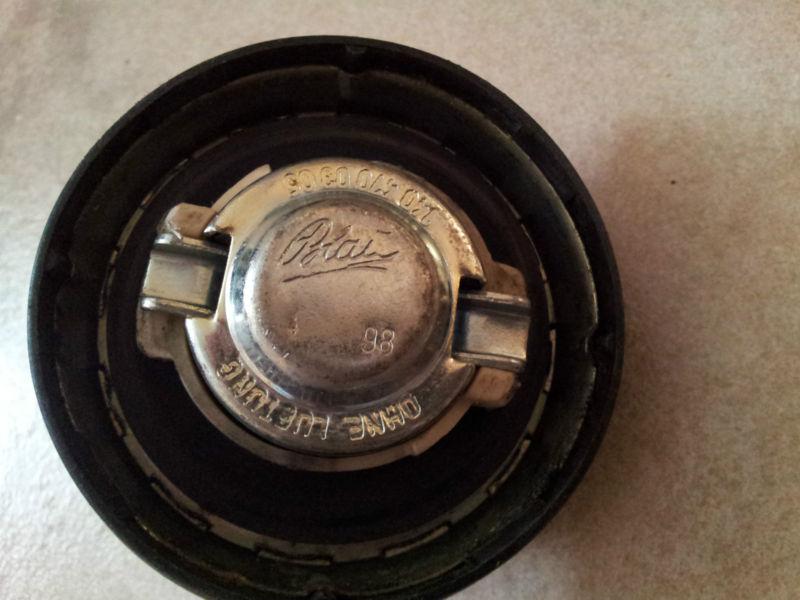 Mercedes fuel tank gas cap # 1404700305