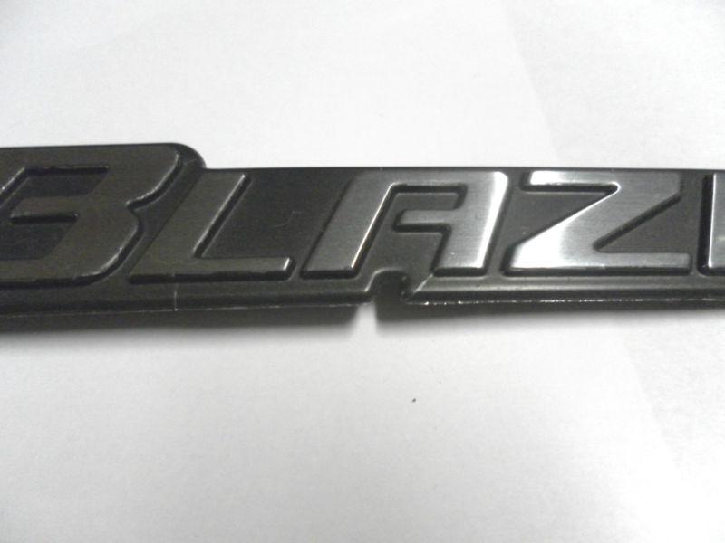 Chevy Trailblazer Liftgate Emblem, US $7.00, image 3
