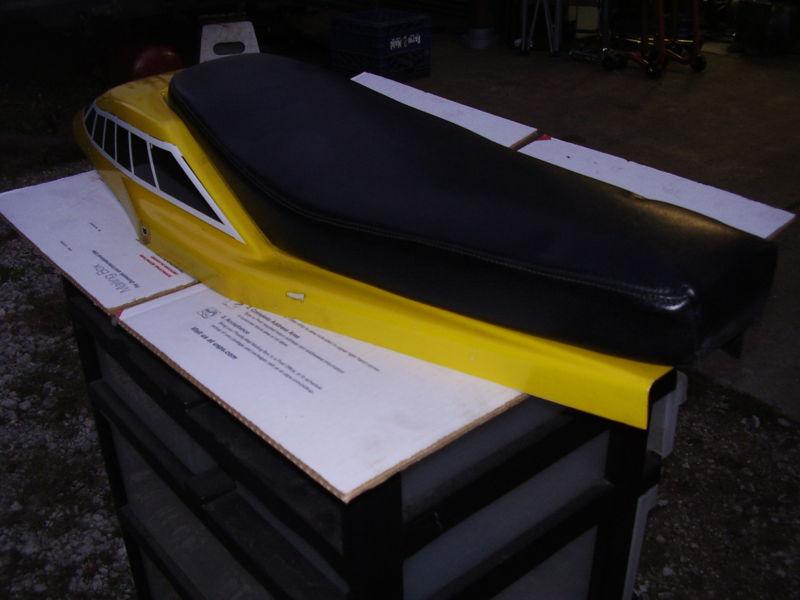 1976-1981 YAMAHA SR/TT/XT REAR FIBERGLASS TAILPIECE USED YELLOW/BLACK TRACKMAS, US $149.99, image 2