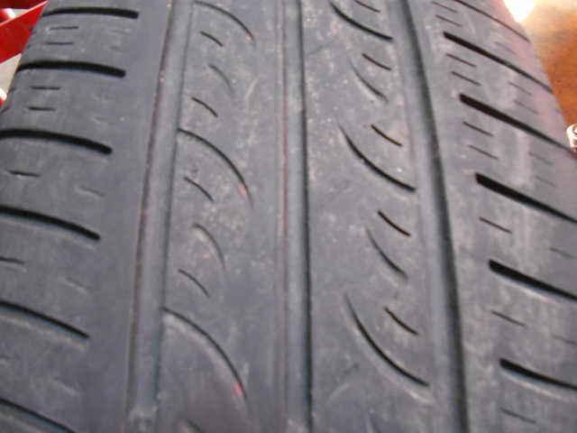 sell-kumho-185-60-15-tire-solus-kh25-p185-60-r15-84h-4-32-tread-in