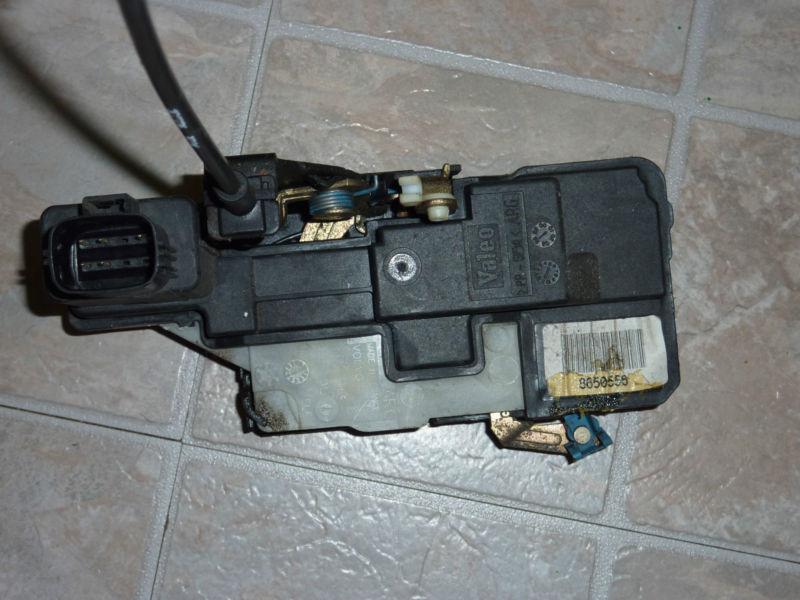 Volvo s60 v70 xc70 s80 xc90 lr left rear door latch actuator