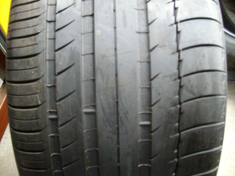 Two 285 40 19 102 y michelin pilot sport no  used tires