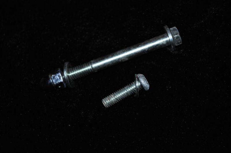 Sell 2003 HARLEY HD SOFTAIL FLSTC * GAS FUEL TANK BOLTS in Bonney Lake