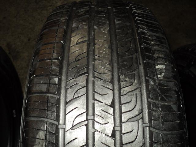 (1) 225-50-18 goodyear assurance comfortread touring 10/32