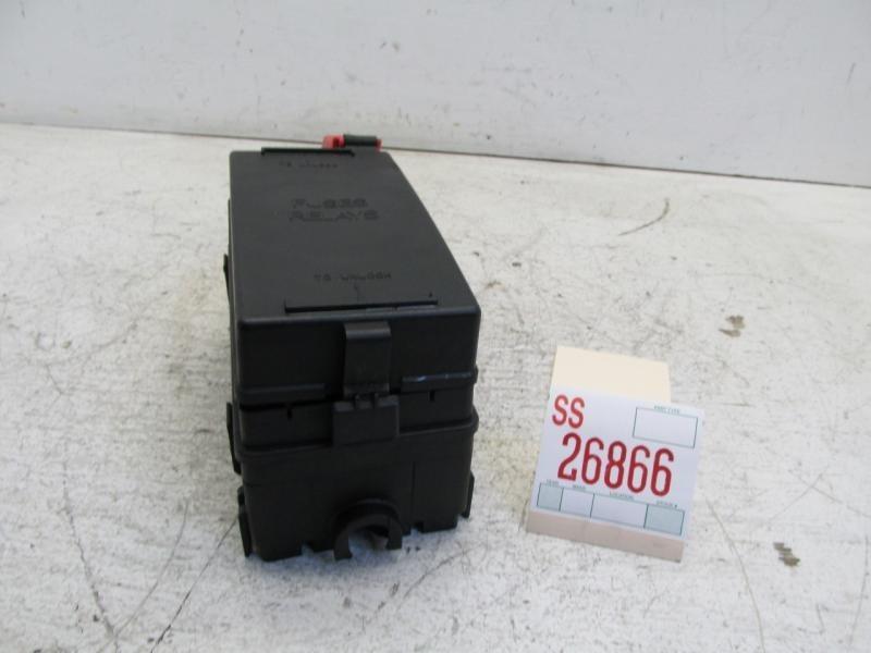 98 99 00 01 02 04 cadillac seville sts rear electrical fuse relay box 12171319