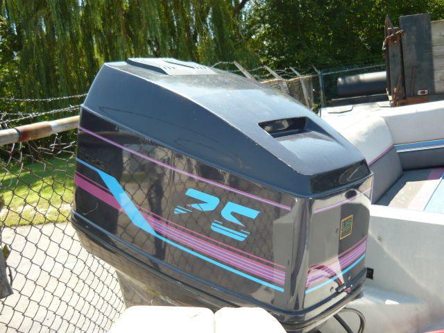 1989 Bayliner Capri 17' Boat 75 HP Force CFI Motor Cover NO Lower Unit Parts, US $80.00, image 3