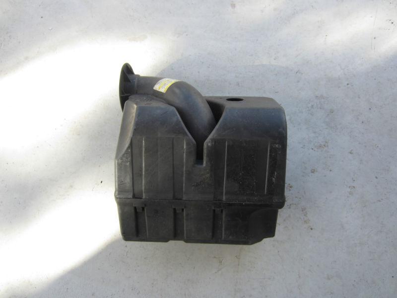 Skidoo rev air box 03 04 05 06 