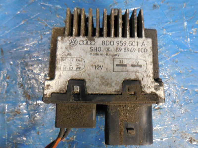 Sell 9805 Volkswagen Passat Cooling Fan Control Module OEM 8D0 959 501